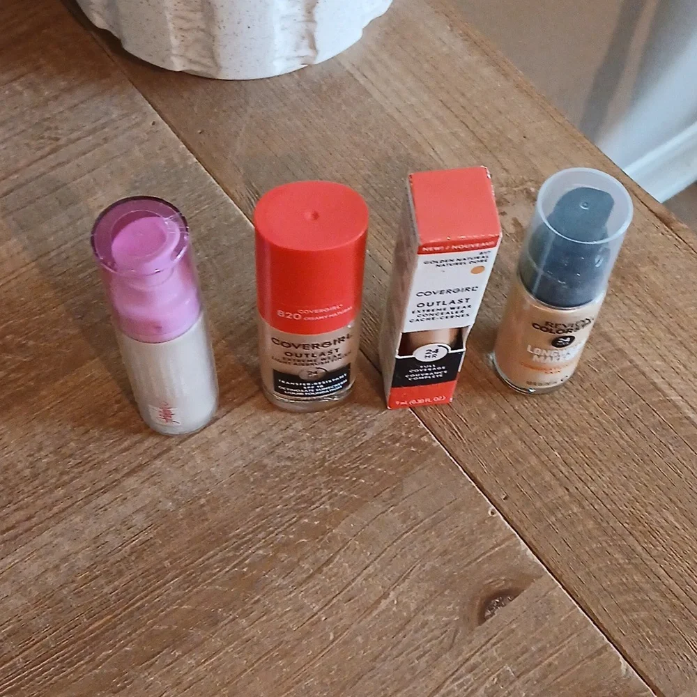 New Foundation Uoma, Covergirl, Revlon, and Concealer Women's Makeup 4pc